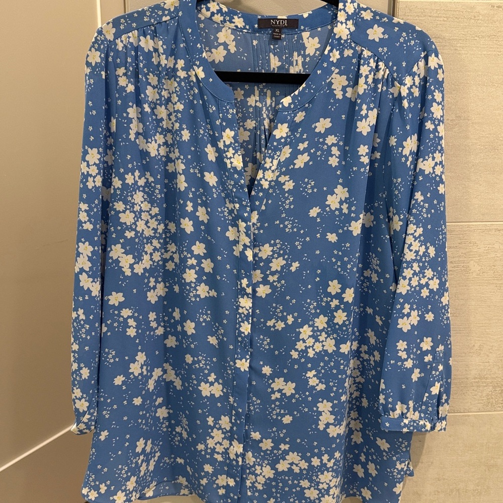 NYDJ Daisies Women's Blouse